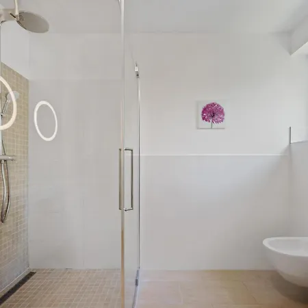 Poertschach 90m² شقة